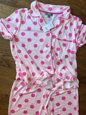 LOFT NWT Women’s Polka Dot Short-Sleeve Pajama Set in Dot Font Icy Pink, medium